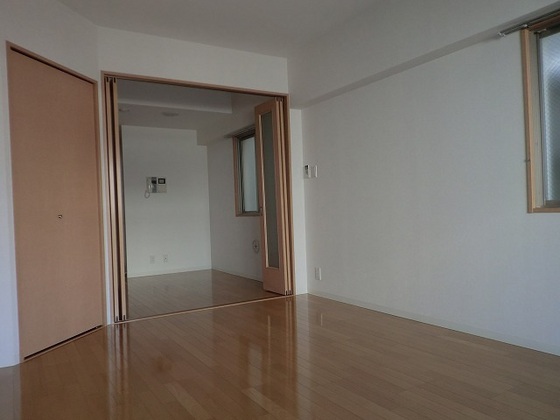 グラビスコート八丁堀