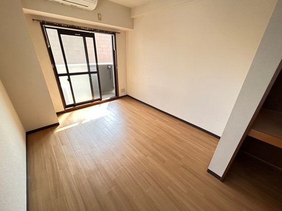 ジョルニ・フェリーチ