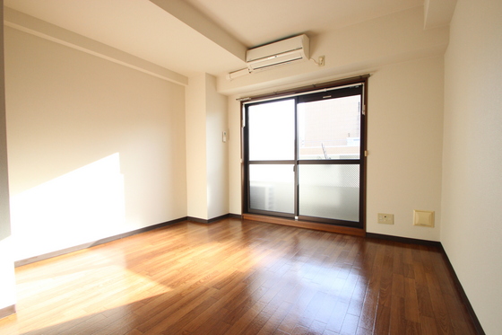 ジョルニ・フェリーチ