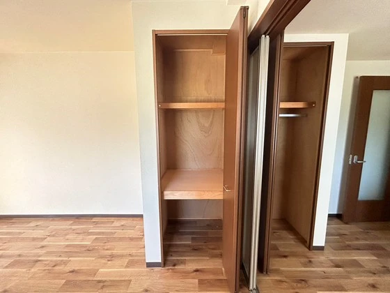 ジョルニ・フェリーチ