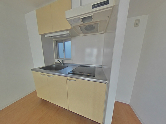 エバーグリーン旭町