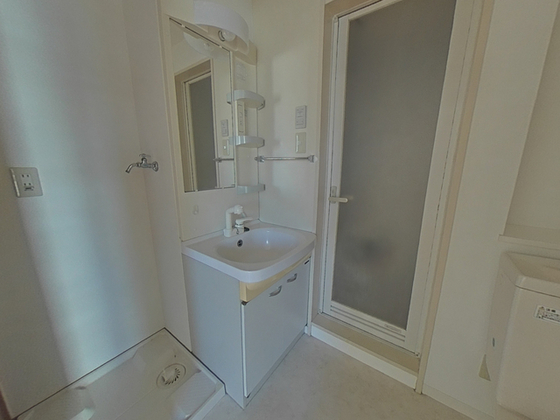 エバーグリーン旭町