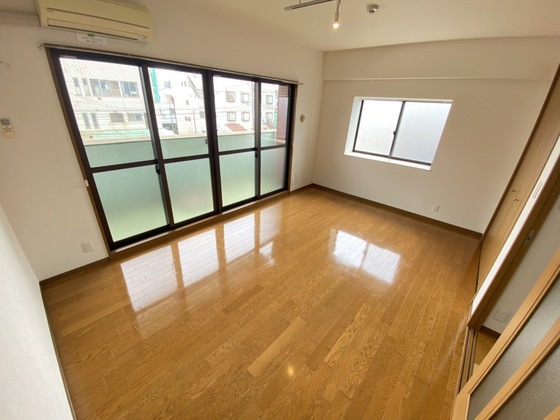 グランドメゾン西本