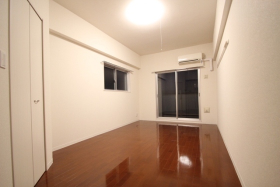 グラビスコート光町