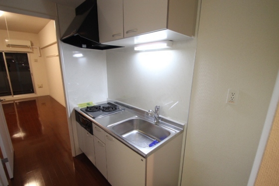 グラビスコート光町