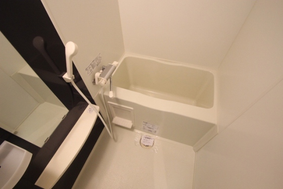 グラビスコート光町