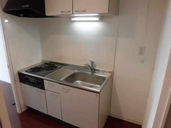 グラビスコート光町