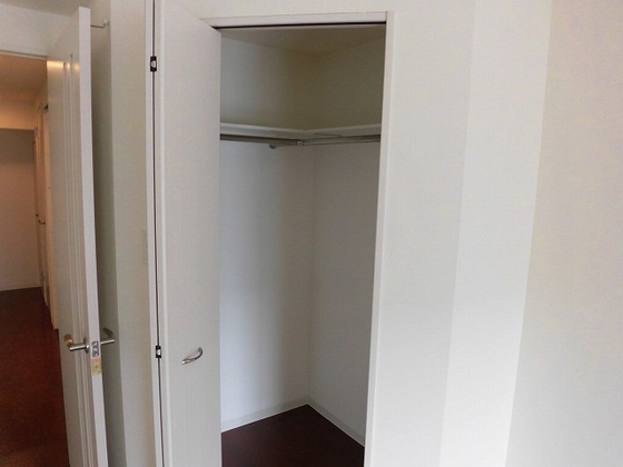 グラビスコート光町