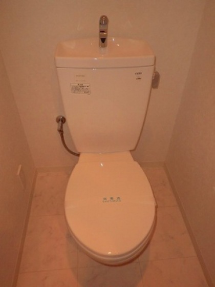 グラビスコート光町