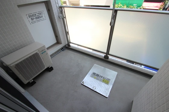 グラビスコート光町