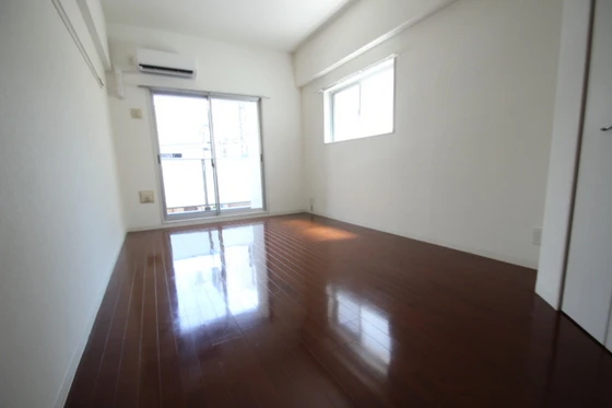 グラビスコート光町