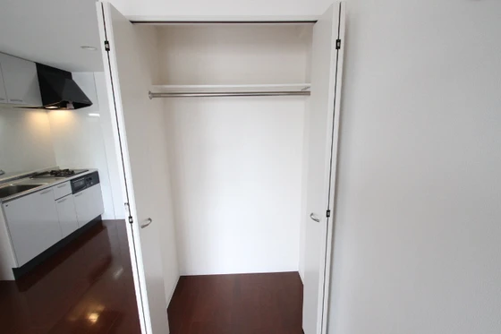 グラビスコート光町