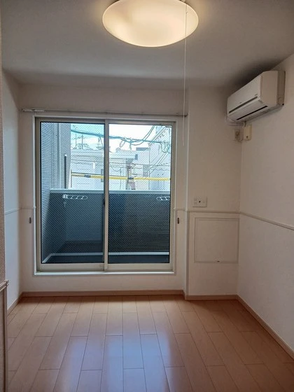 ヴィラ フリューゲル