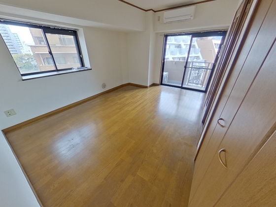 ロイヤルメゾンコウシン