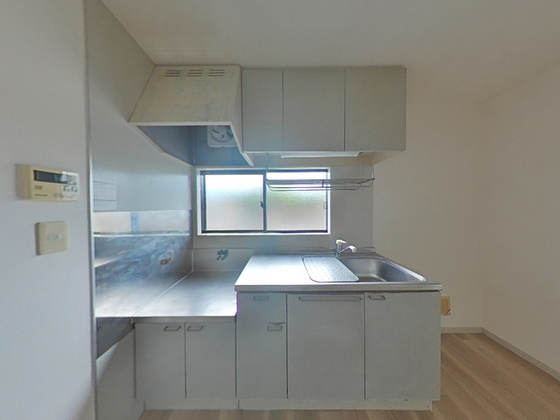 ファミーユ阿品 A棟