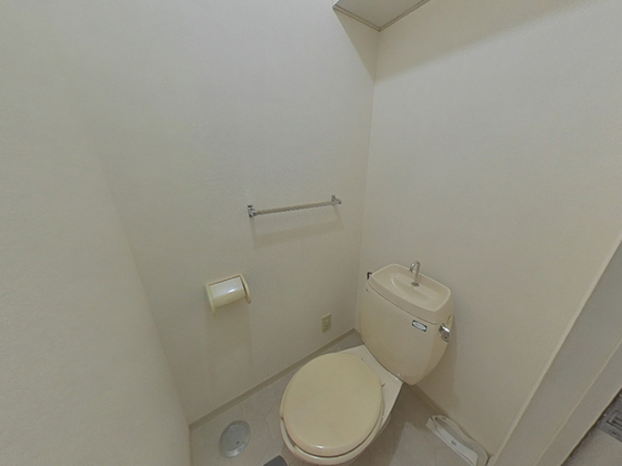 ファミーユ阿品 A棟