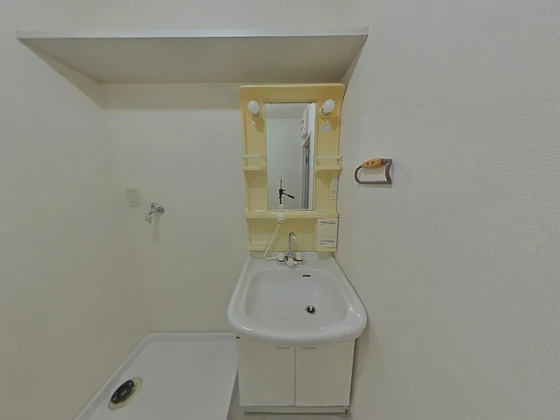 ファミーユ阿品 A棟