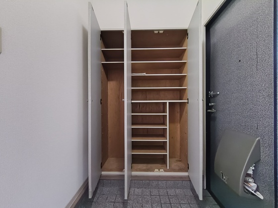 ファミーユ阿品 A棟