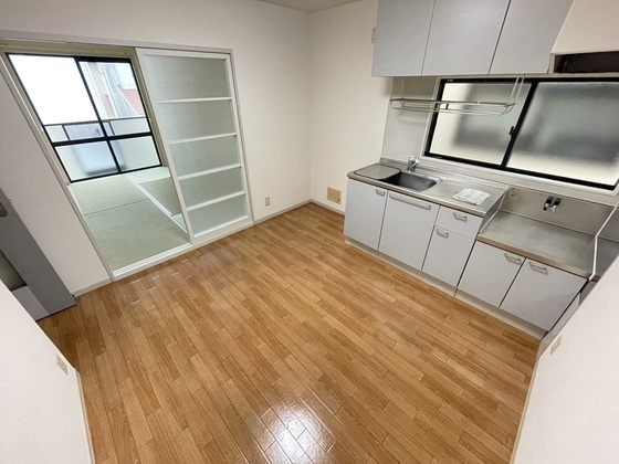 ファミーユ阿品 A棟