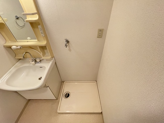 ファミーユ阿品 A棟