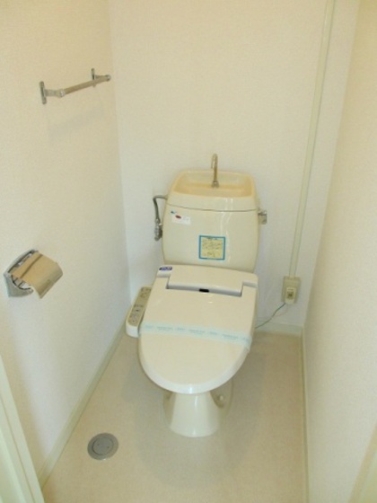 ウエストシャトー