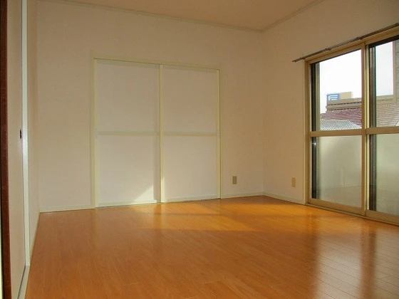 ウエストシャトー