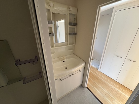 ウエストシャトー