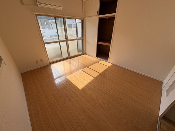 ウエストシャトー