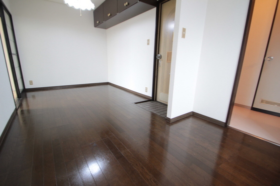 フォーブル川村