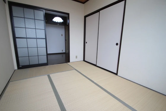 フォーブル川村