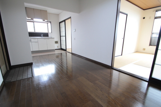 フォーブル川村