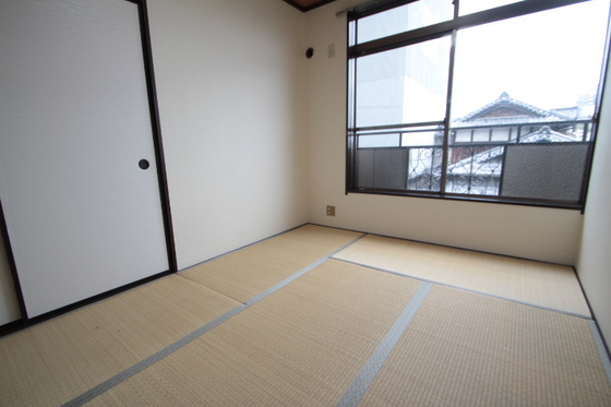 フォーブル川村