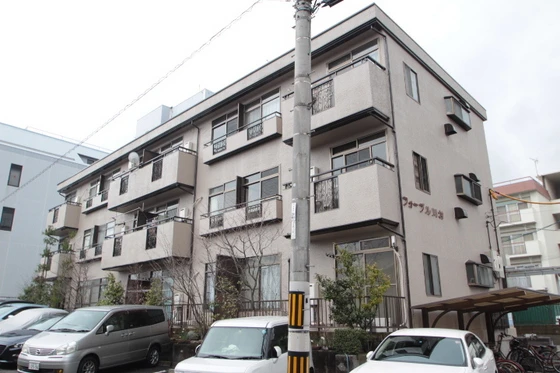 フォーブル川村