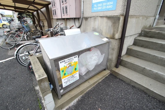 フォーブル川村