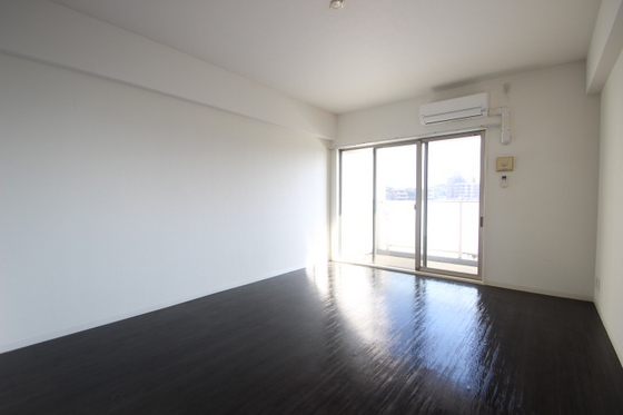 アルファレガロ駅前通り