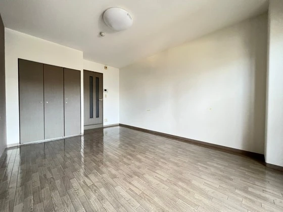 ラフィーネ幟町