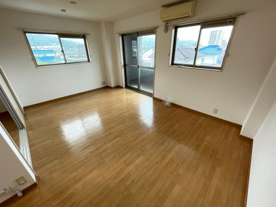 フォブール寺川