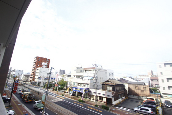 プラージュ村本