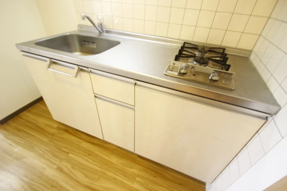 プラージュ村本