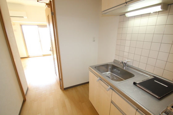 プラージュ村本