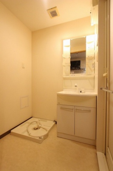 プラージュ村本