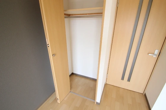 プラージュ村本