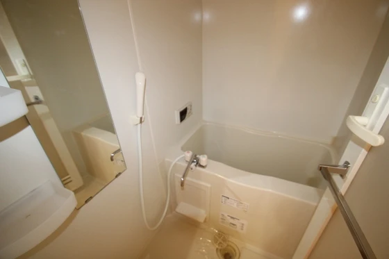 プラージュ村本