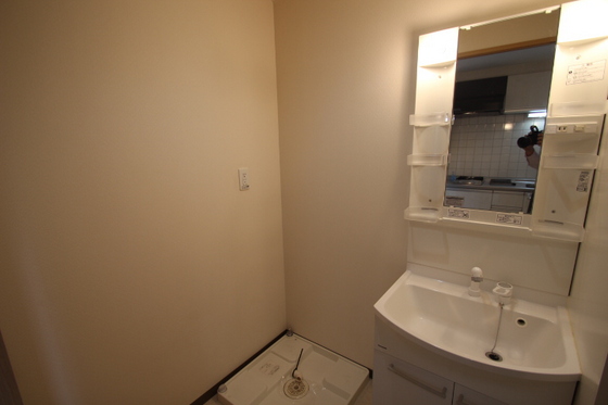 プラージュ村本