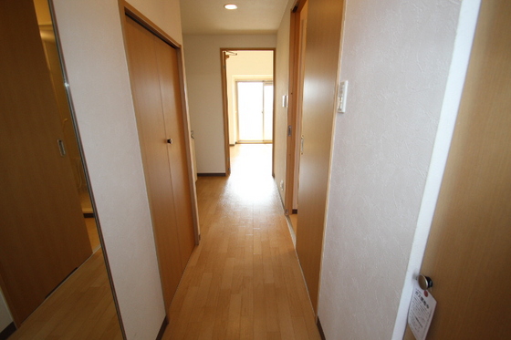 プラージュ村本