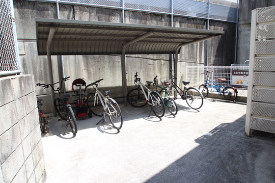 グランモア鶴江