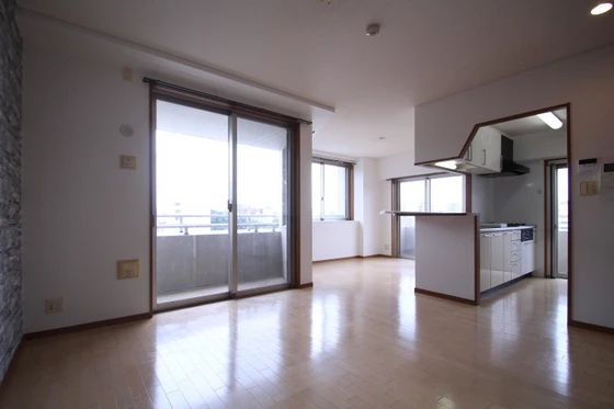 ラフィーヌ牛田本町