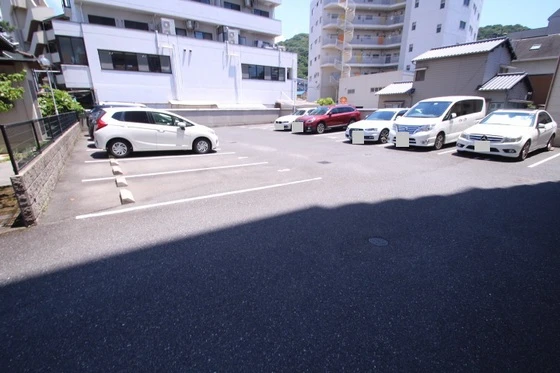 ラフィーヌ牛田本町