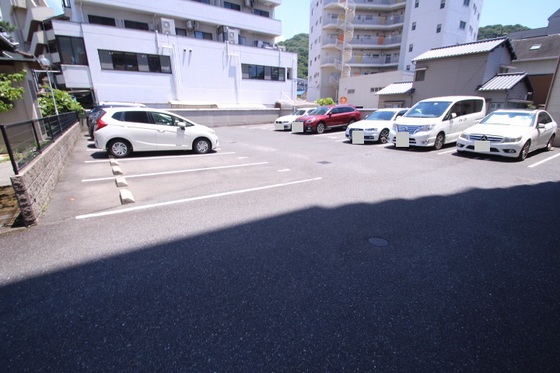 ラフィーヌ牛田本町