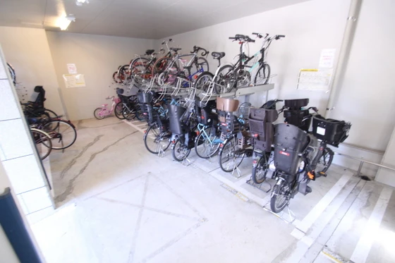 ラフィーヌ牛田本町